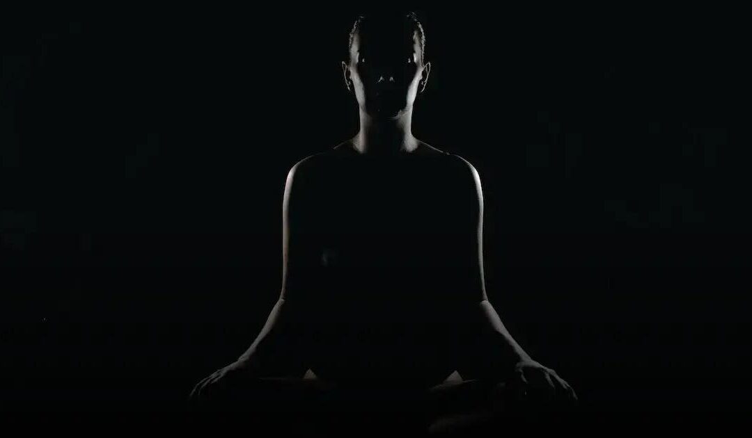 Meditação Mudra: Gestos Simbólicos para Intensificar a Prática – Descubra técnicas poderosas