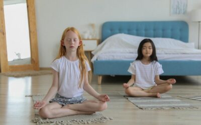 Exemplos práticos de meditações adaptadas para crianças: Descubra técnicas divertidas!